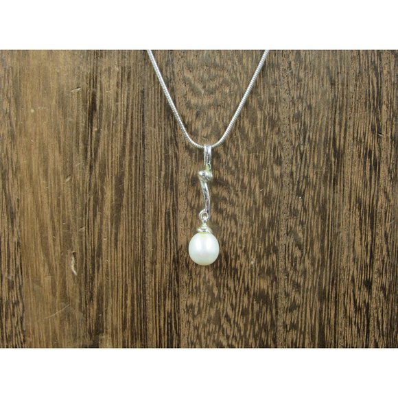 Jewelry - 18" Sterling Silver Twisted Pearl Odd Pendant Necklace Vintage Minimalist